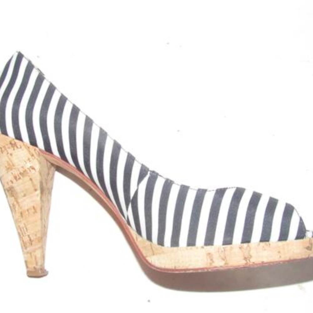 Michael Kors Black Ivory Striped Canvas Pumps - Picture 3 of 8